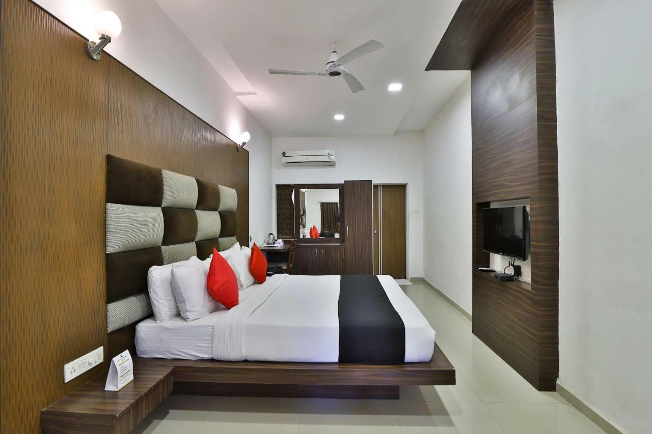 Banyan Paradise Resort Vadodara Luaran gambar
