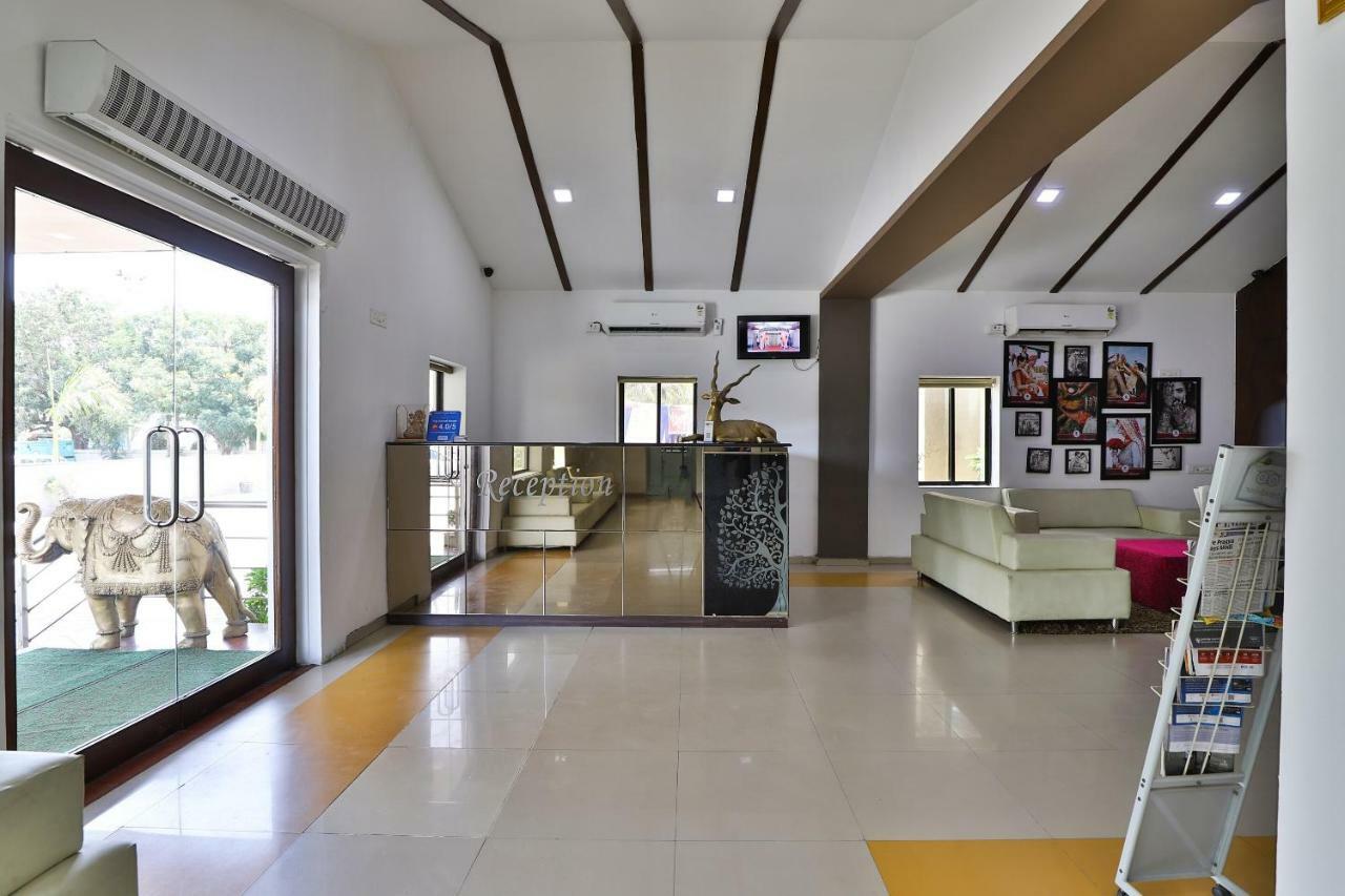 Banyan Paradise Resort Vadodara Luaran gambar
